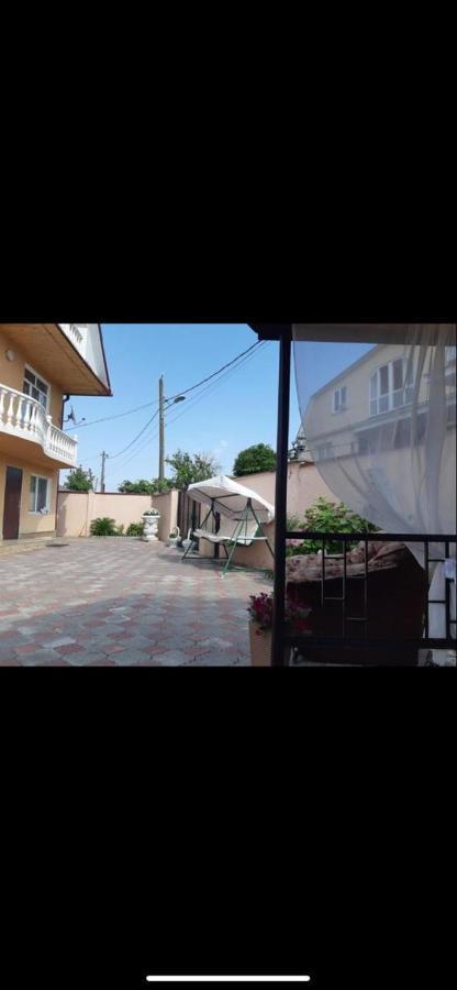 Гостевой Дом Анастасия Sukhumi Exterior foto